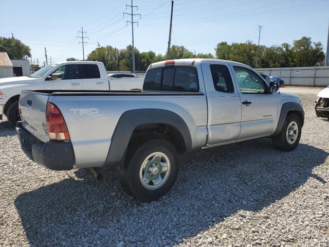 Toyota Tacoma Access Cab Image 8