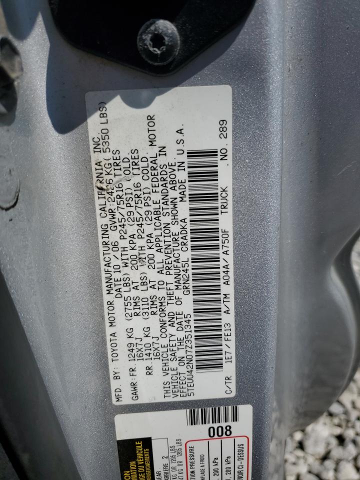 Toyota Tacoma Access Cab Image 11