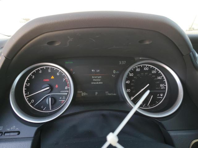 Toyota Camry Xle Image 12