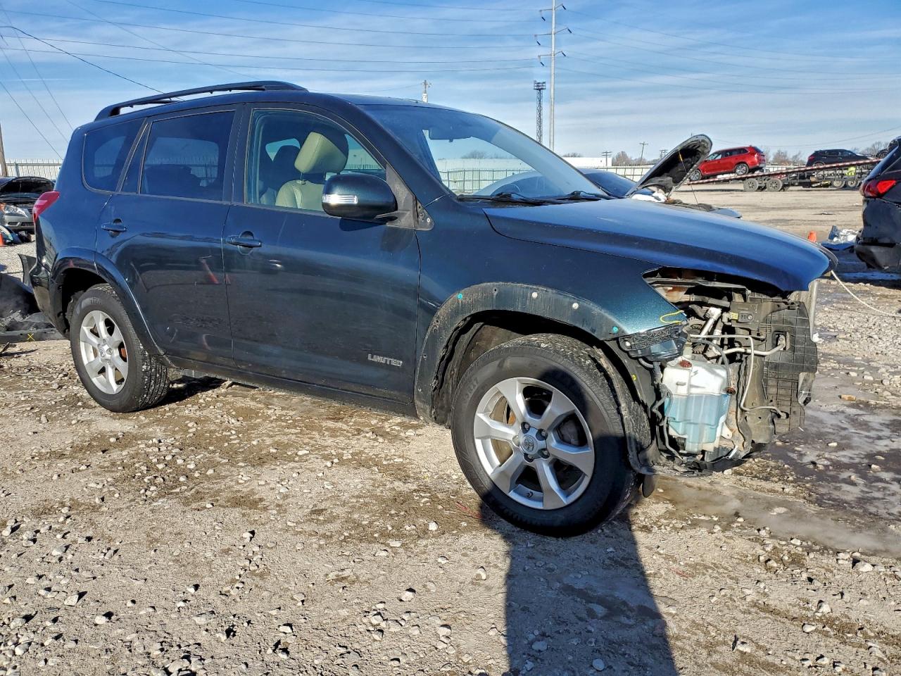 Toyota RAV4 Limited Image 4