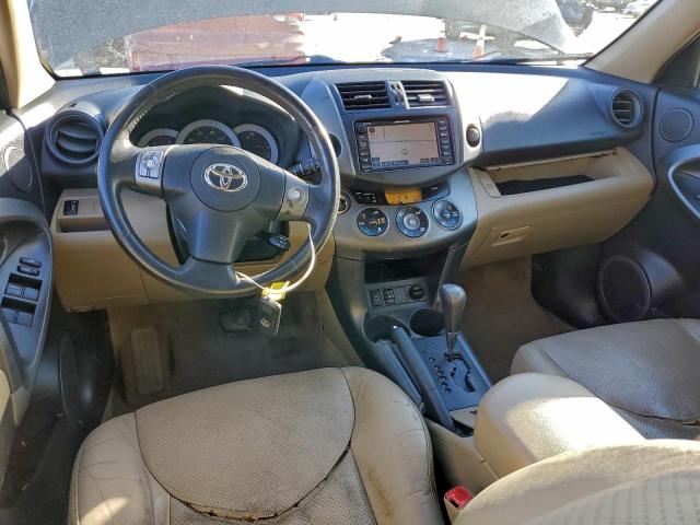 Toyota RAV4 Limited Image 8