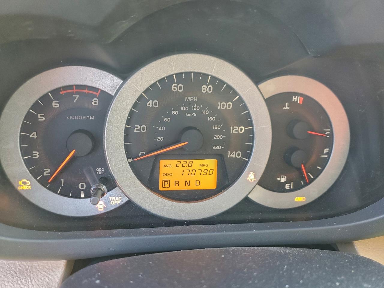 Toyota RAV4 Limited Image 10