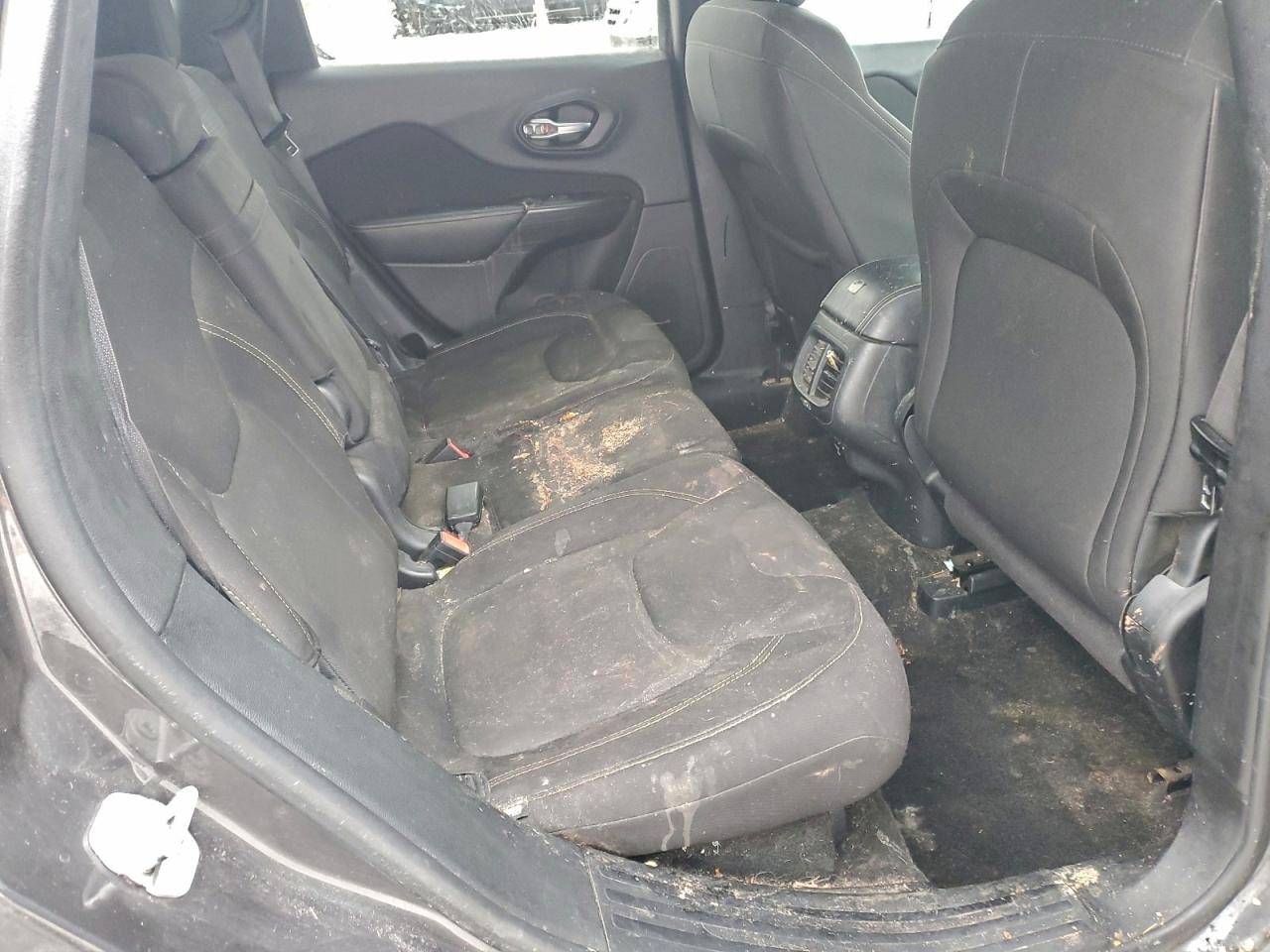 Jeep Grand Cherokee Latitude Image 11