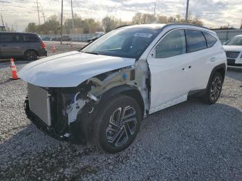  Salvage Hyundai TUCSON