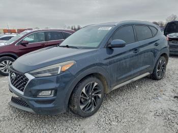  Salvage Hyundai TUCSON