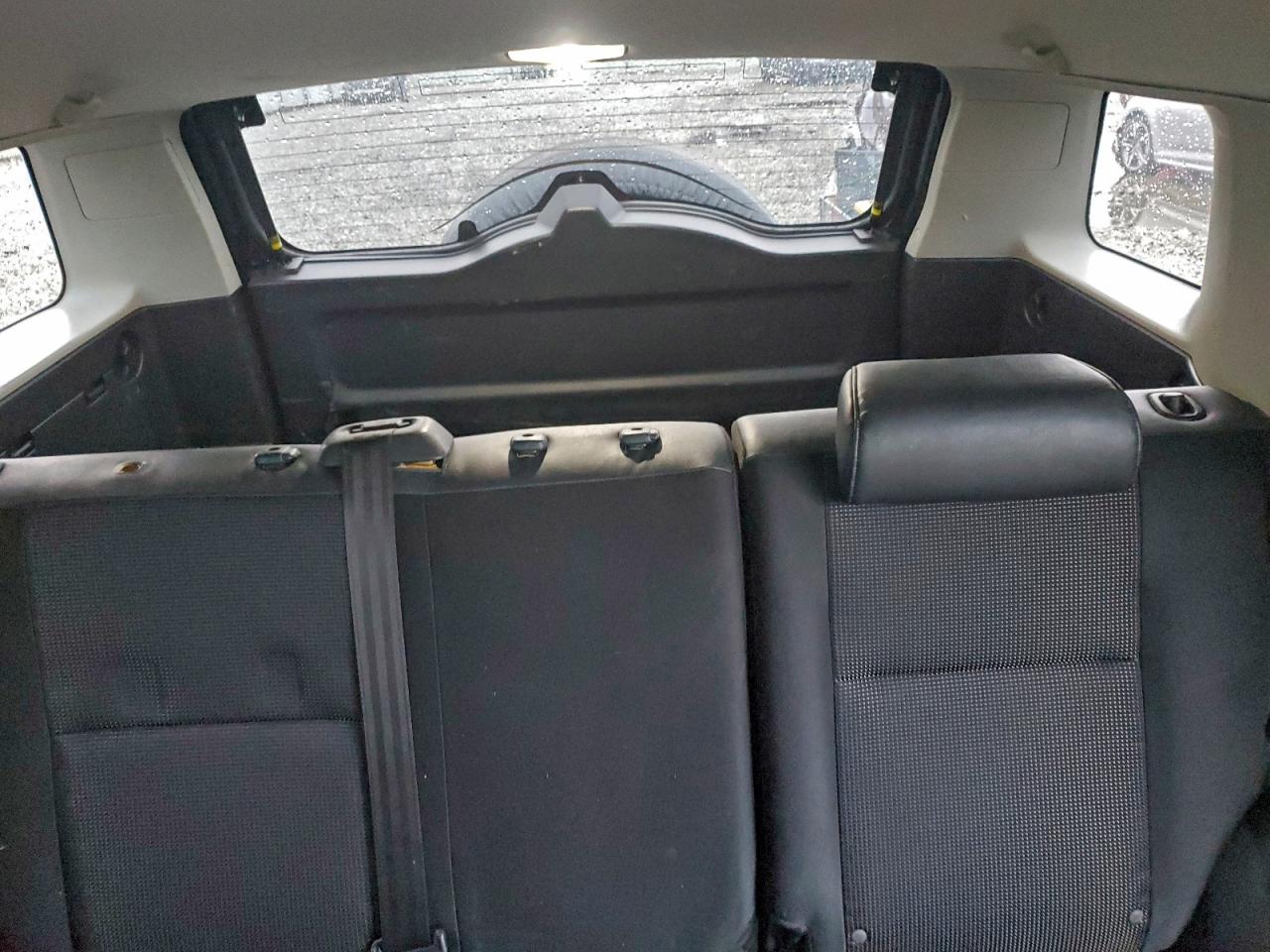 Toyota FJ Cruiser Image 11