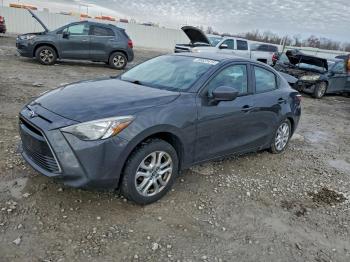  Salvage Toyota Yaris