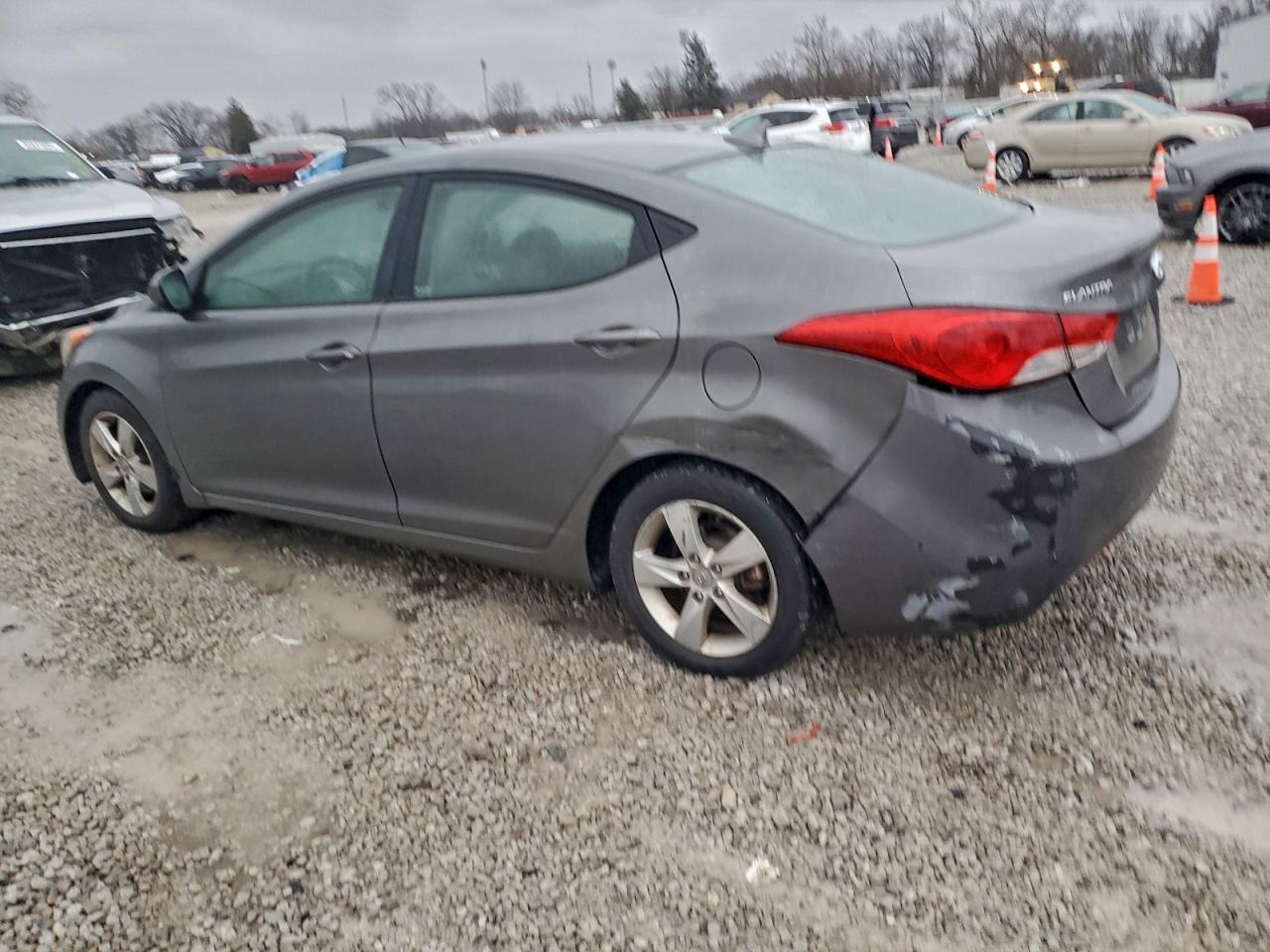 Hyundai ELANTRA Gls Image 5