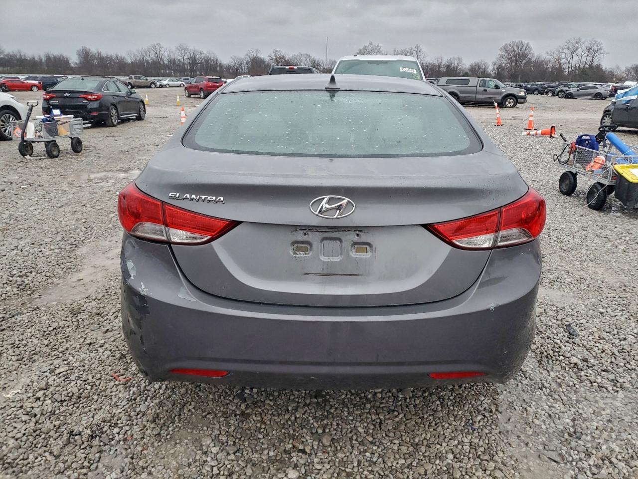 Hyundai ELANTRA Gls Image 2