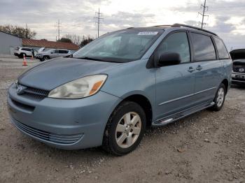  Salvage Toyota Sienna