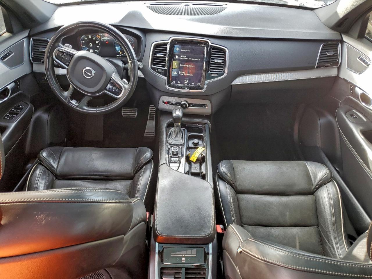 Volvo XC90 T6 Image 7