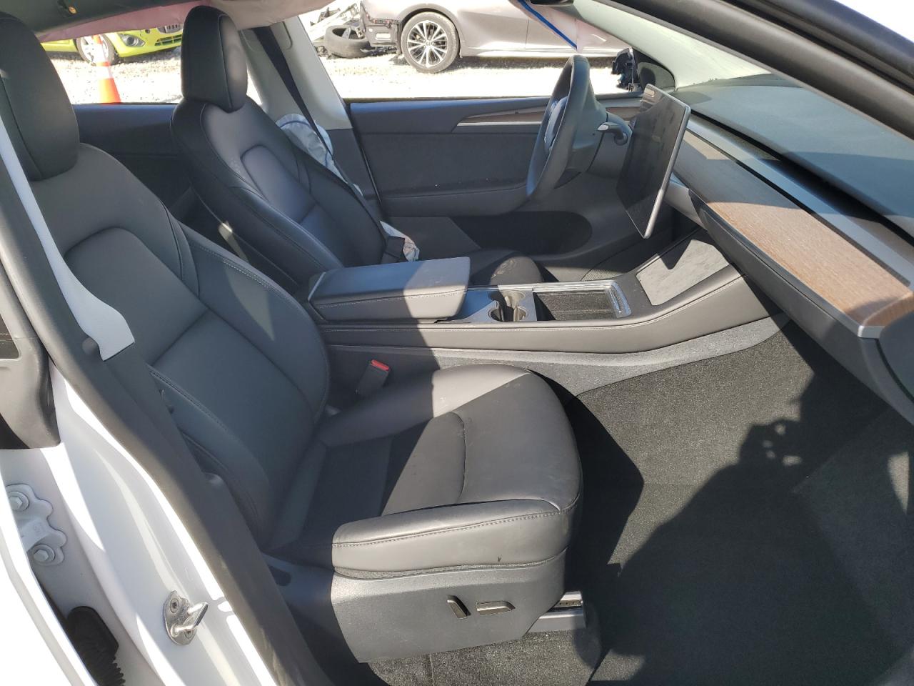 Tesla Model Y Image 2