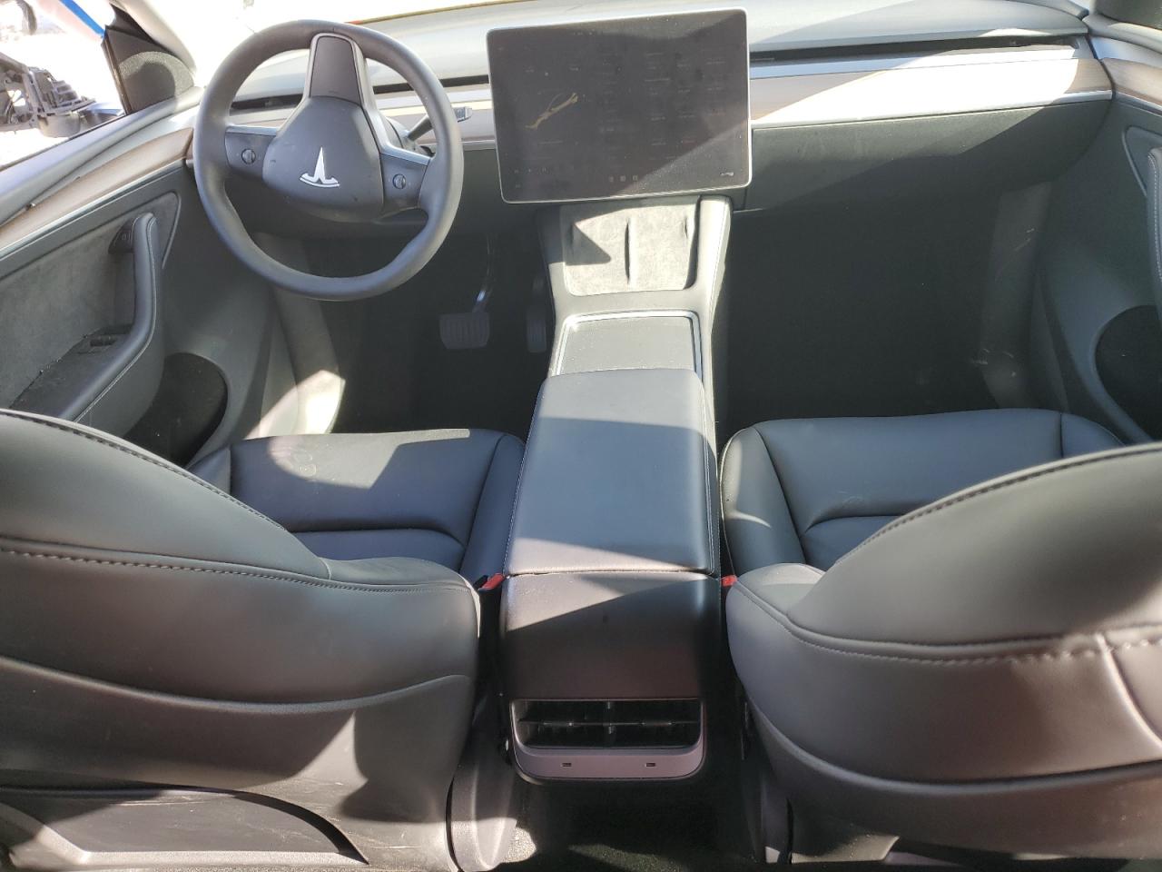 Tesla Model Y Image 6