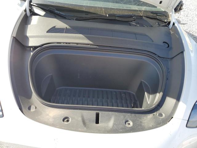 Tesla Model Y Image 10