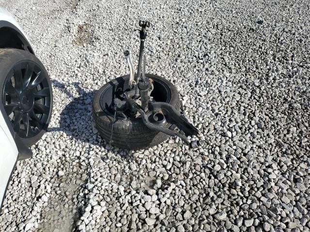 Tesla Model Y Image 13