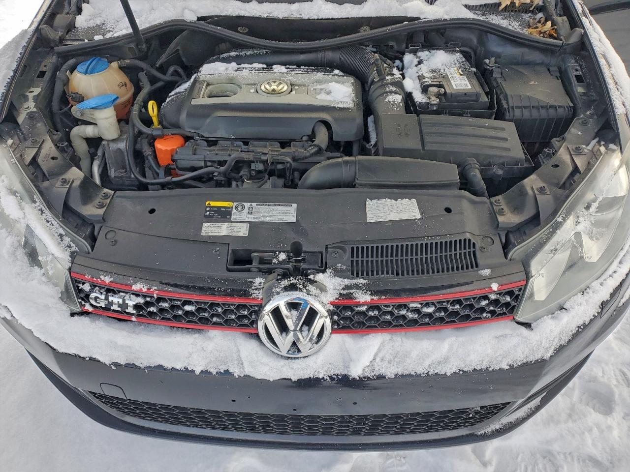 Volkswagen GTI Image 7