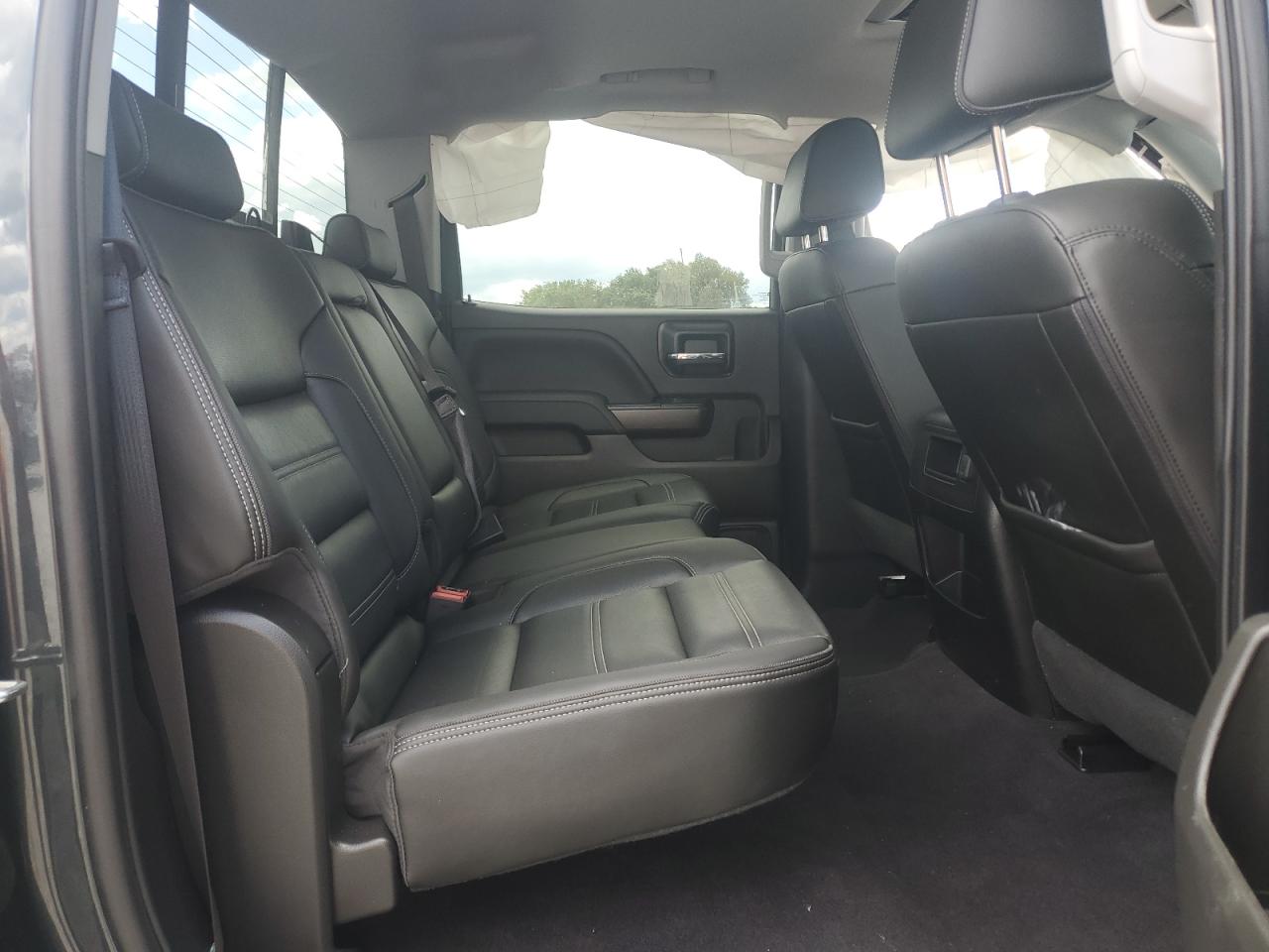 GMC Sierra K1500 Denali Image 6