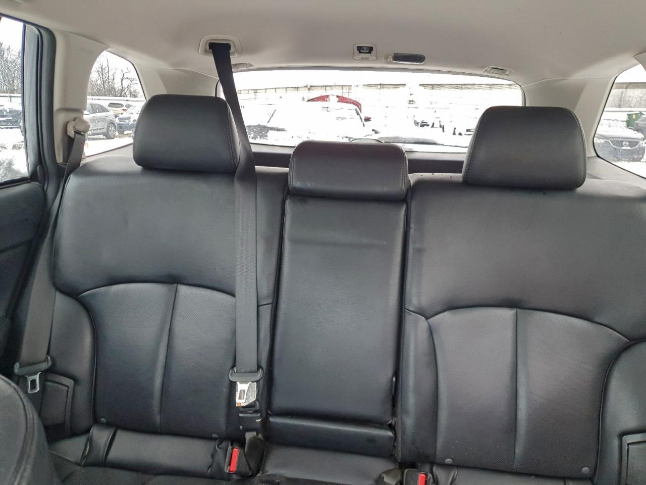 Subaru Outback 3.6r Limited Image 5