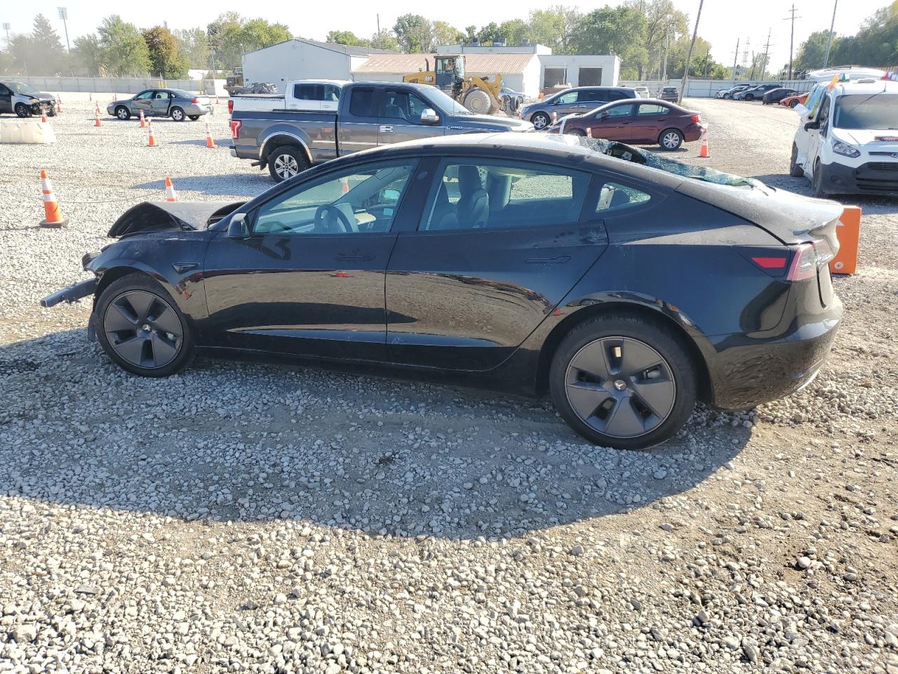Tesla Model 3 Image 11