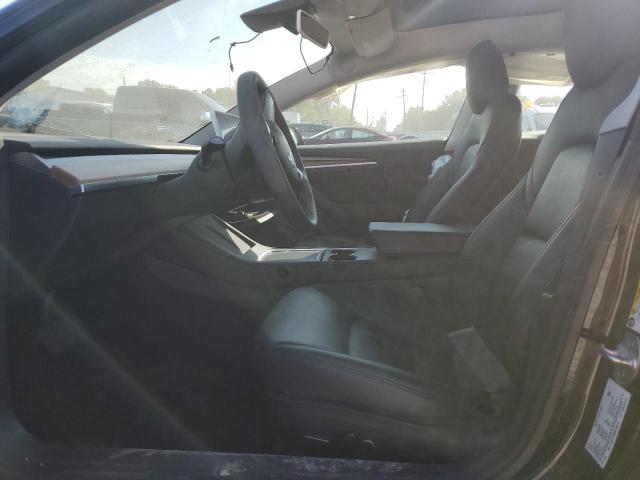 Tesla Model 3 Image 5