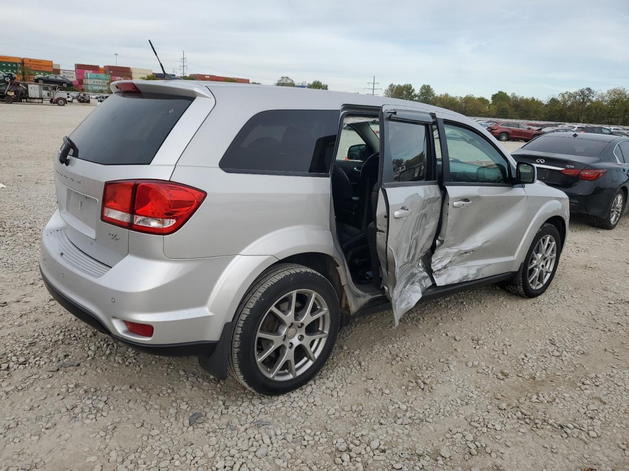 Dodge Journey R/t Image 3