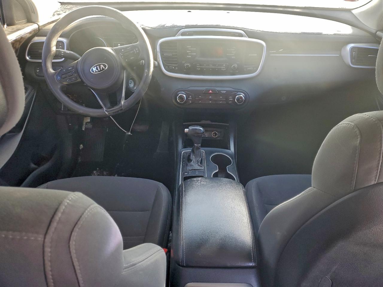 Kia Sorento Lx Image 9