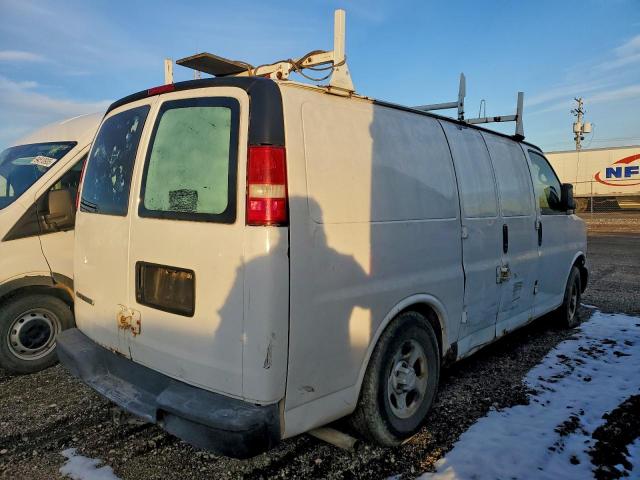 Chevrolet Express Image 8