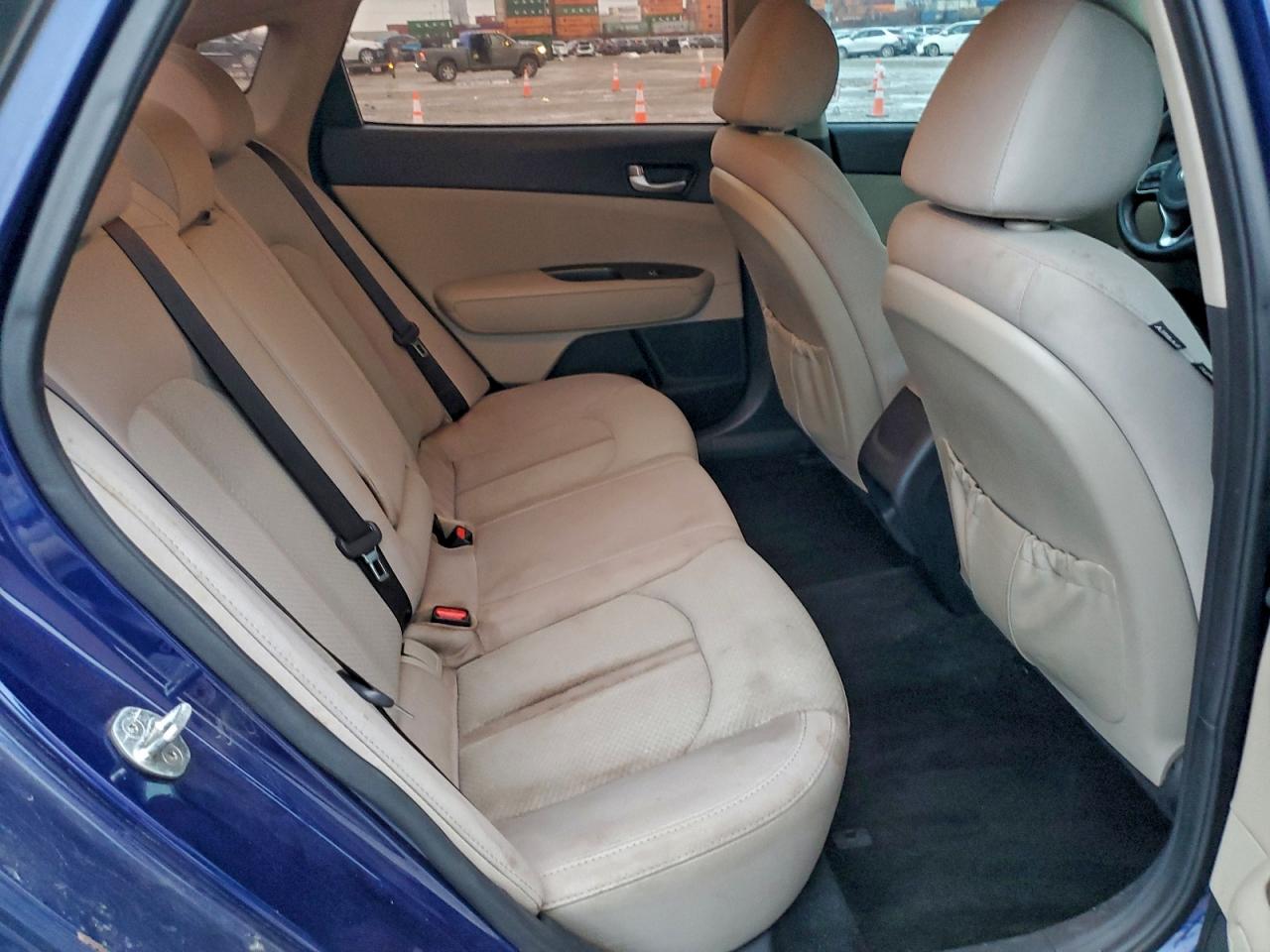 Kia Optima Lx Image 7