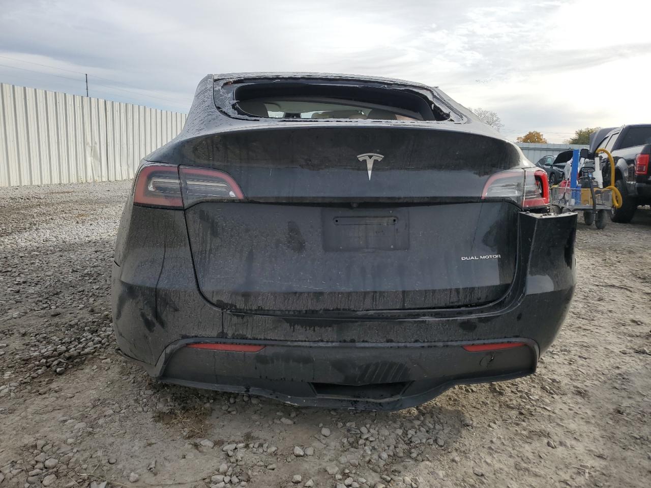 Tesla Model Y Image 7