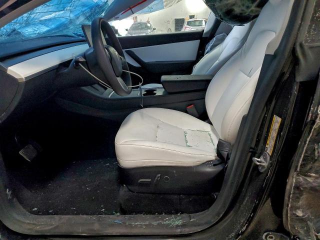 Tesla Model Y Image 10