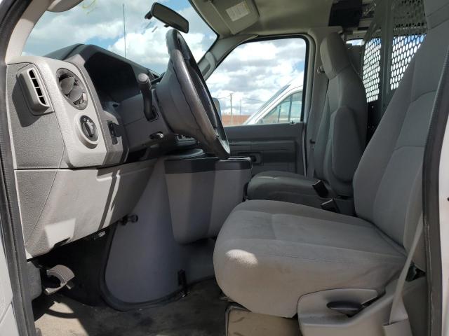 Ford Econoline E250 Van Image 4