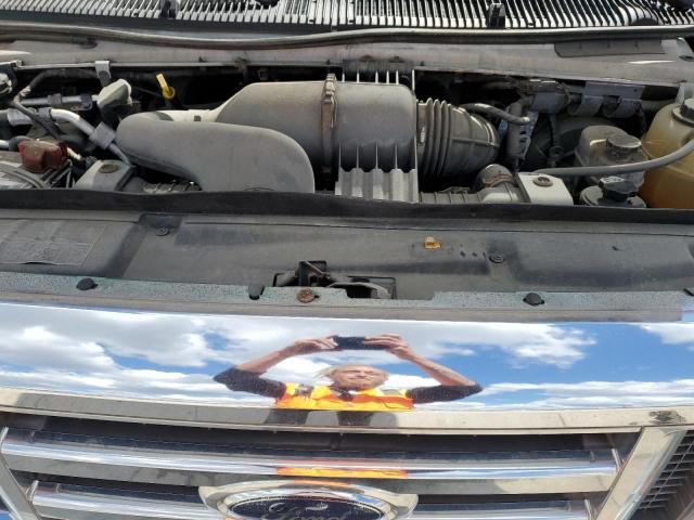 Ford Econoline E250 Van Image 10