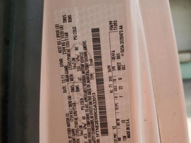 Ford Econoline E250 Van Image 7