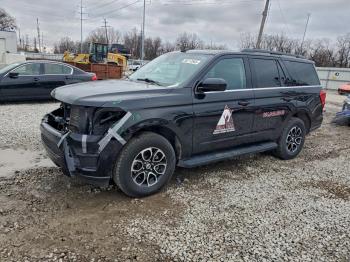  Salvage Ford Expedition