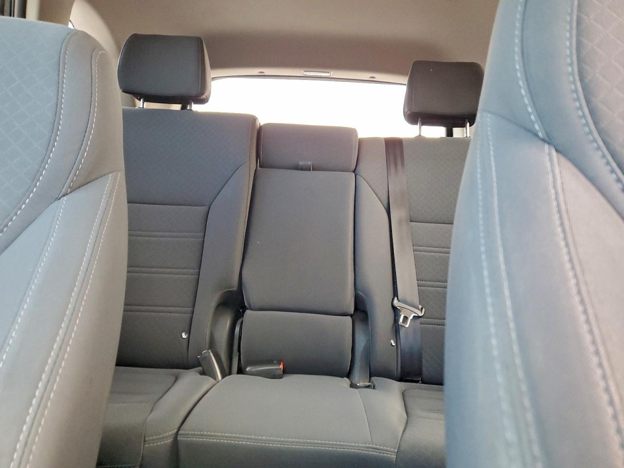 Kia Sorento Lx Image 13