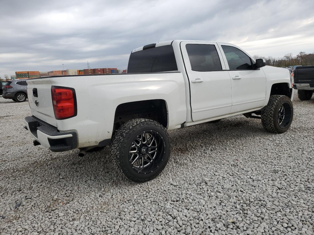 Chevrolet Silverado K1500 Lt Image 2