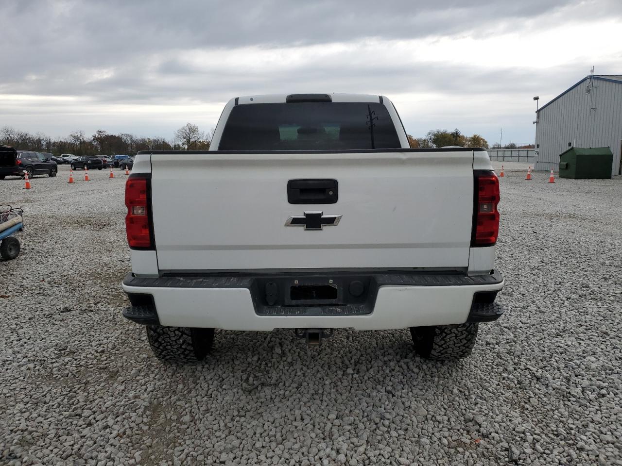 Chevrolet Silverado K1500 Lt Image 9