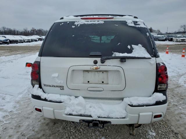 Chevrolet Trailblazer Ls Image 2