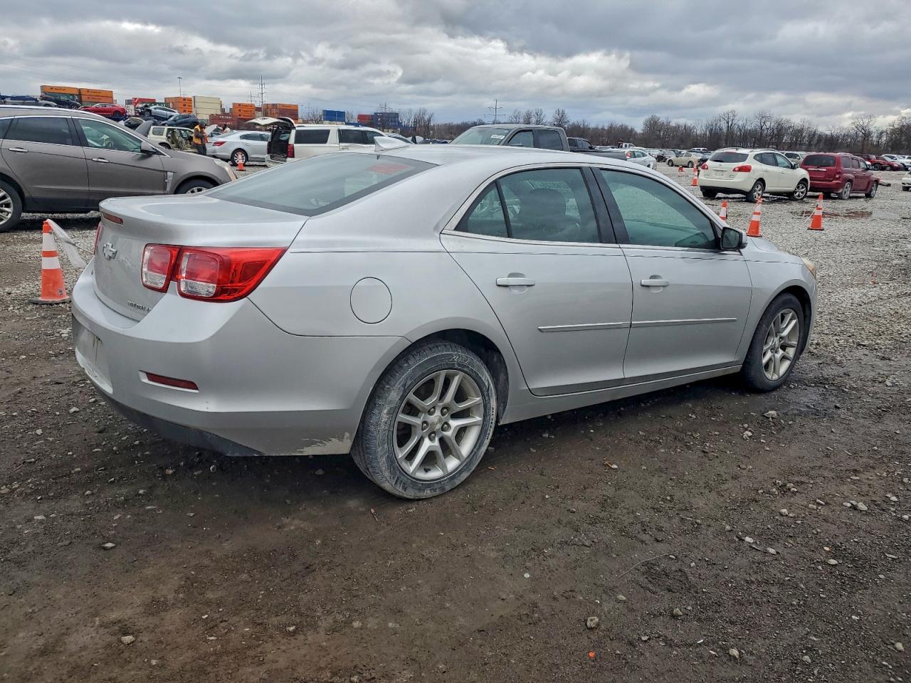 Chevrolet Malibu 1lt Image 2