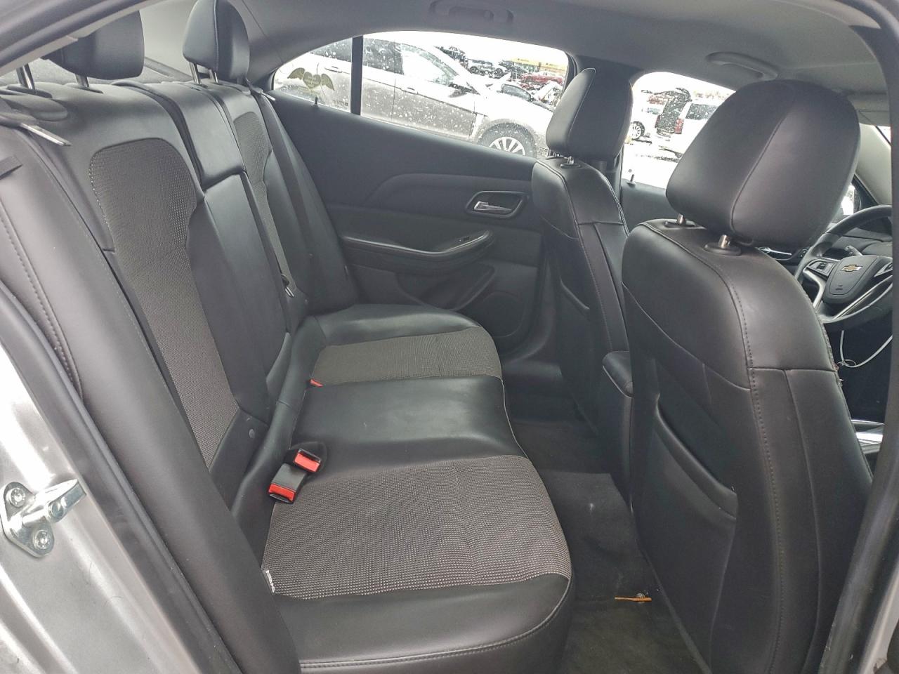 Chevrolet Malibu 1lt Image 12