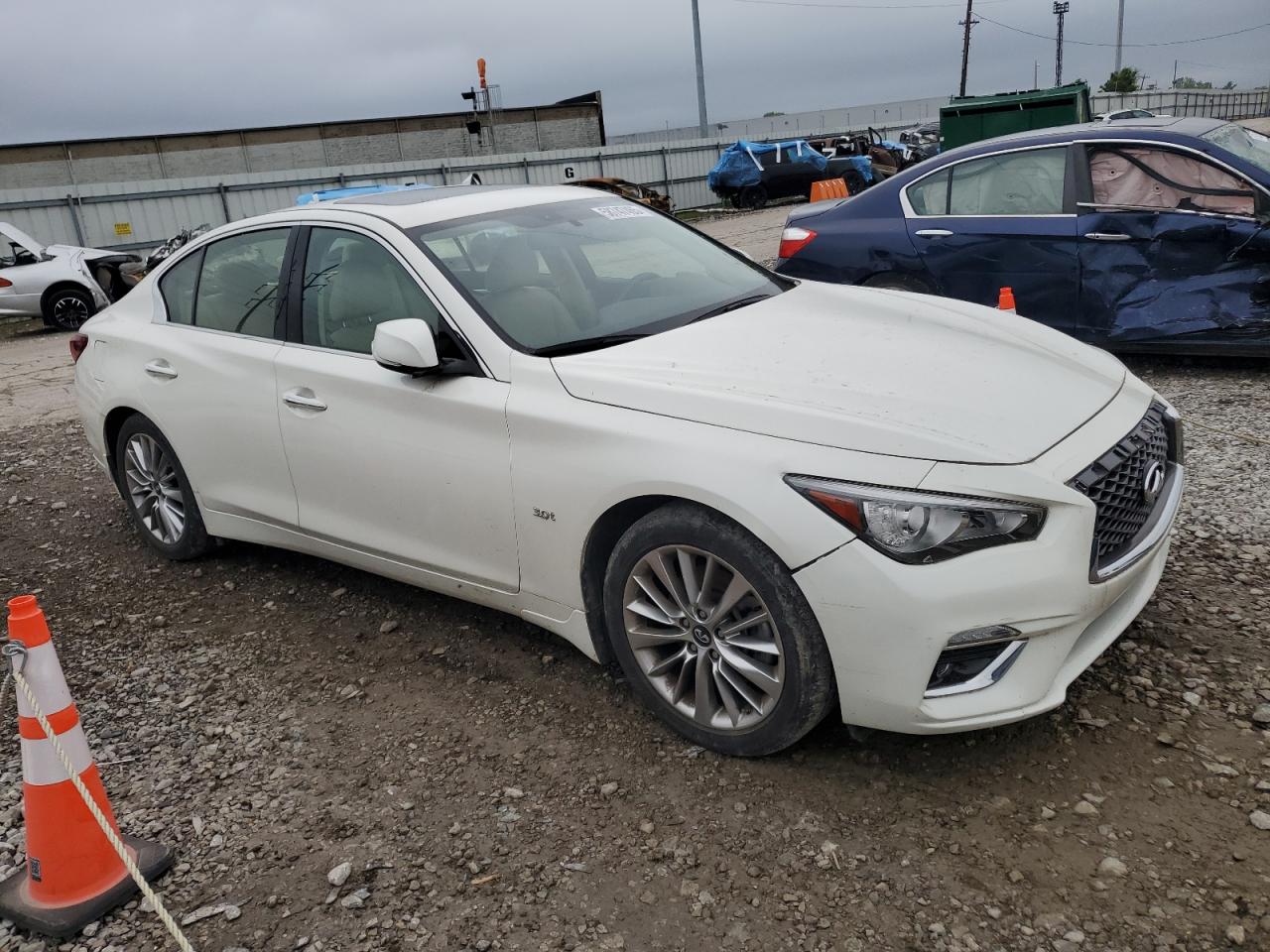 INFINITI Q50 Luxe Image 8