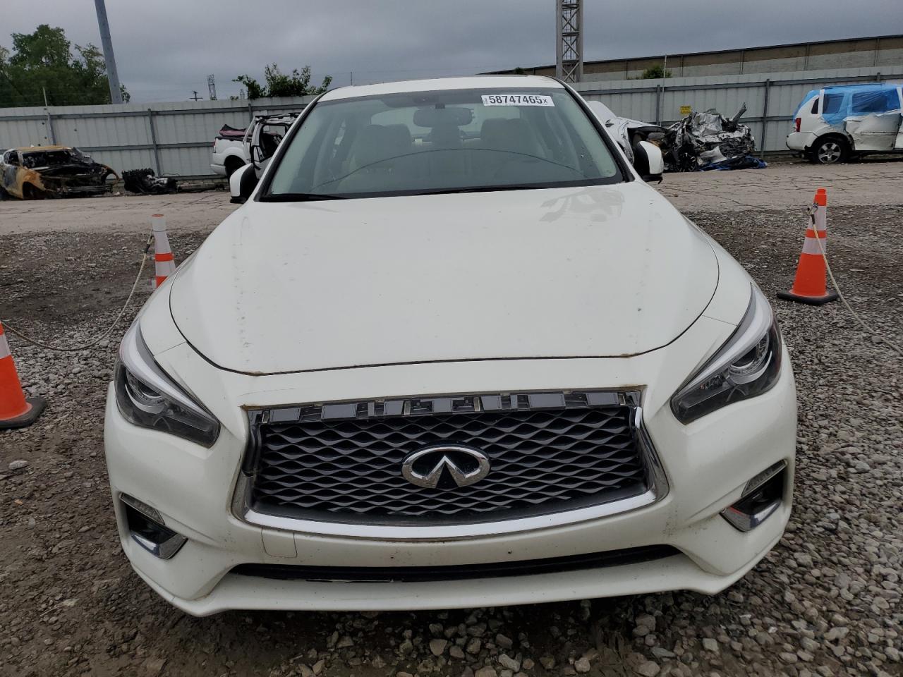 INFINITI Q50 Luxe Image 9