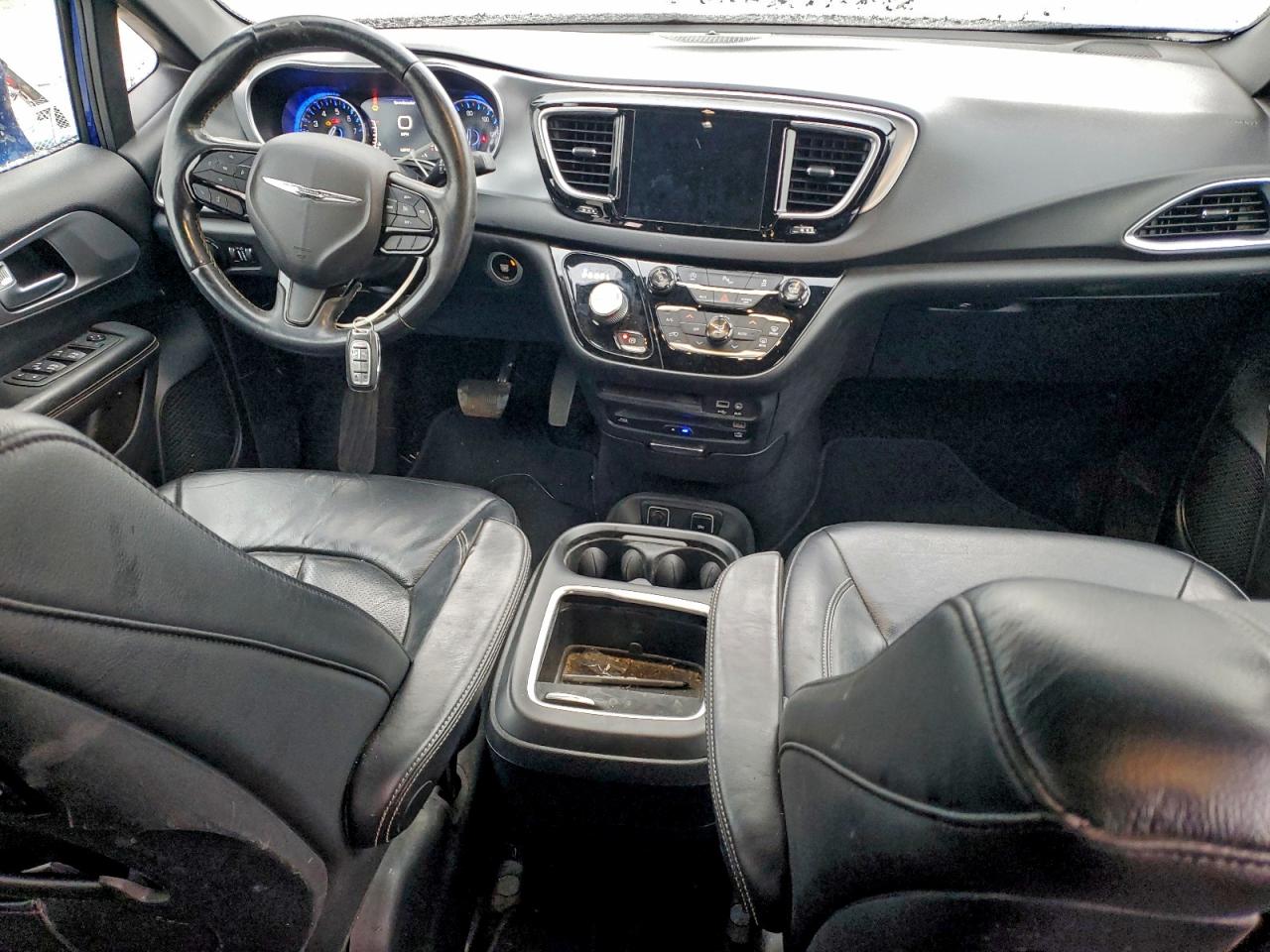 Chrysler Pacifica Touring L Plus Image 9