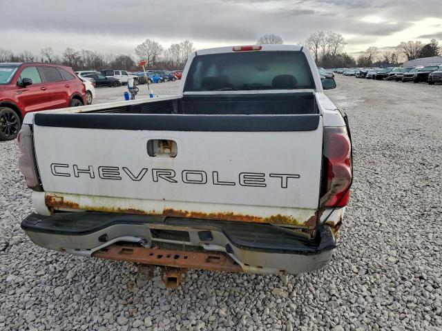 Chevrolet Silverado C1500 Classic Image 5