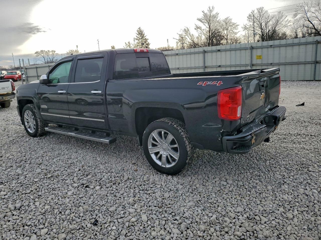 Chevrolet Silverado K1500 High Country Image 10