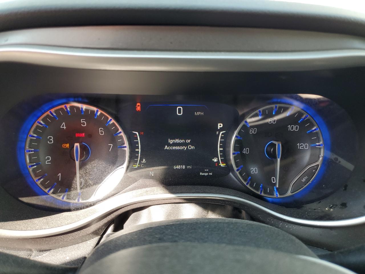 Chrysler Pacifica Touring L Image 12