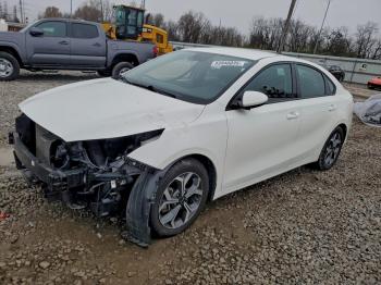  Salvage Kia Forte