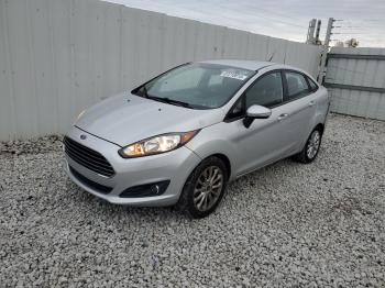  Salvage Ford Fiesta