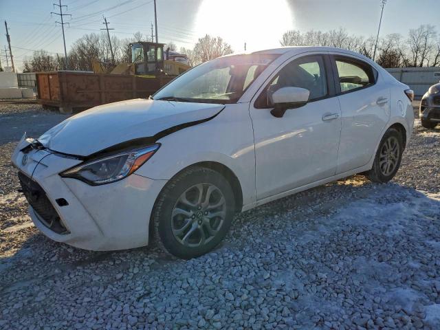  Salvage Toyota Yaris