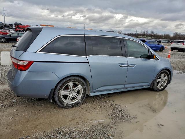 Honda Odyssey Touring Image 4
